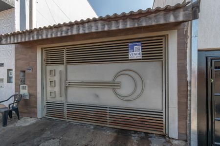 Fachada  de casa à venda com 2 quartos, 129m² em Jardim Picerno I, Sumaré
