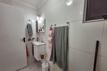 BanheiroBanheiro de apartamento à venda com 2 quartos, 53m² em Parque Sao Vicente, Santo André
