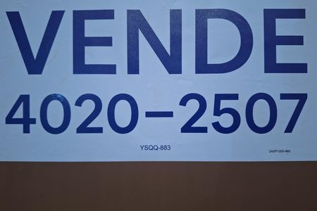 Fachada de apartamento à venda com 2 quartos, 53m² em Parque Sao Vicente, Santo André