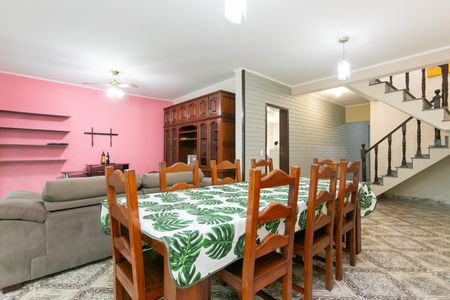 Casa à venda com 3 quartos, 300m² em Jardim Pedro José Nunes, São Paulo