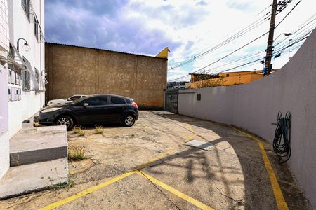Garagem de apartamento para alugar com 2 quartos, 50m² em Padre Eustáquio, Belo Horizonte