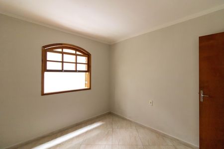Casa para alugar com 90m², 3 quartos e 1 vaga Casa para alugar com 90m², 3 quartos e 1 vagaQuarto 2