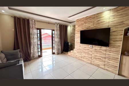 Casa para alugar com 3 quartos, 200m² em Cidade Soberana, Guarulhos