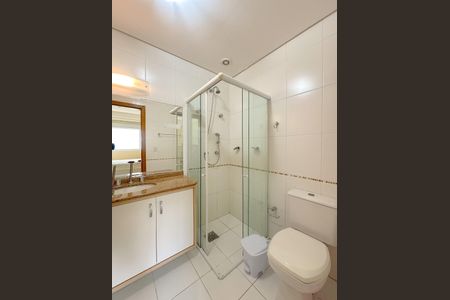 Apartamento para alugar com 120m², 3 quartos e 2 vagasBanheiro da Suíte