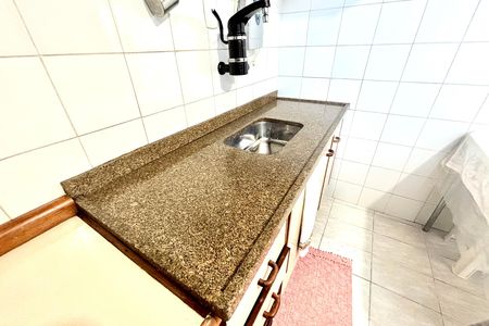 Cozinha de apartamento para alugar com 2 quartos, 78m² em Cangaiba, São Paulo