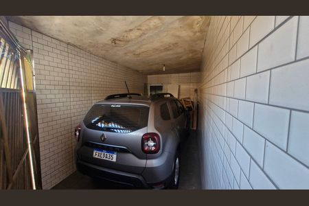 Casa à venda com 114m², 3 quartos e 2 vagas