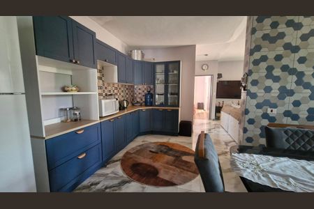Casa à venda com 114m², 3 quartos e 2 vagas