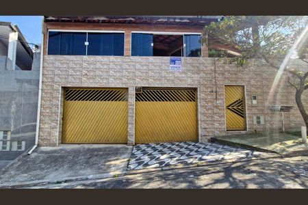 Casa à venda com 3 quartos, 114m² em Jardim Alpino, São Paulo