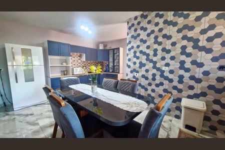 Casa à venda com 114m², 3 quartos e 2 vagas