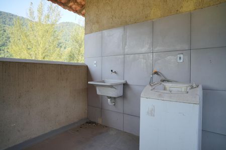 Casa à venda com 450m², 4 quartos e 4 vagas Casa à venda com 450m², 4 quartos e 4 vagasÁrea de Serviço