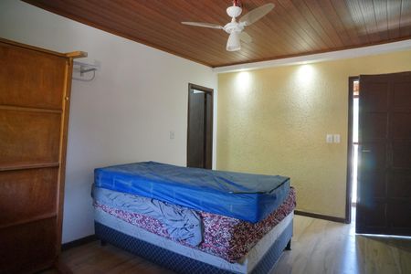 Casa à venda com 450m², 4 quartos e 4 vagas Casa à venda com 450m², 4 quartos e 4 vagasQuarto 3