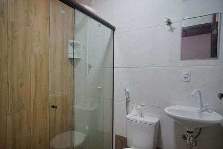 Casa à venda com 450m², 4 quartos e 4 vagas Casa à venda com 450m², 4 quartos e 4 vagasBanheiro do Quarto 4