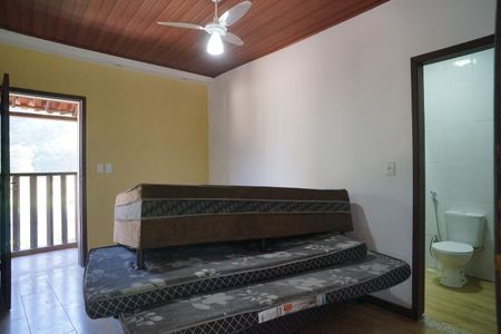 Casa à venda com 450m², 4 quartos e 4 vagas Casa à venda com 450m², 4 quartos e 4 vagasQuarto 2