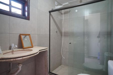 Casa à venda com 450m², 4 quartos e 4 vagas Casa à venda com 450m², 4 quartos e 4 vagasBanheiro do Quarto 1