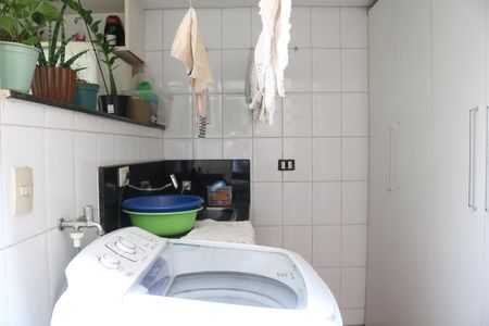 Casa para alugar com 121m², 2 quartos e 1 vagaÁrea de Serviço
