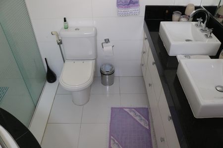 Casa para alugar com 121m², 2 quartos e 1 vagaBanheiro 2