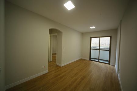 Sala de apartamento para alugar com 2 quartos, 64m² em Baeta Neves, São Bernardo do Campo