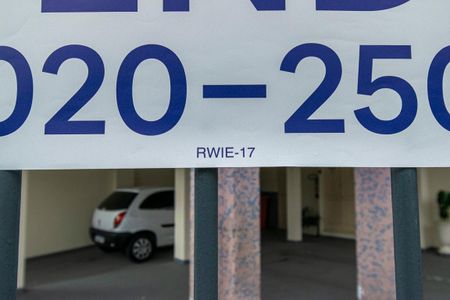 Código da placa de apartamento à venda com 2 quartos, 70m² em Vila da Penha, Rio de Janeiro