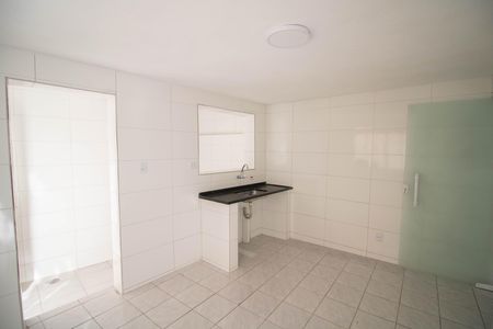 Casa para alugar com 40m², 1 quarto e sem vaga Casa para alugar com 40m², 1 quarto e sem vagaCOZINHA
