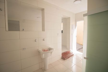 Casa para alugar com 40m², 1 quarto e sem vaga Casa para alugar com 40m², 1 quarto e sem vagaÁREA DE SERVIÇO