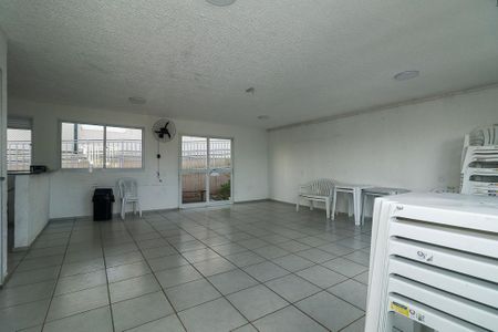 Apartamento para alugar com 41m², 2 quartos e 1 vagaÁrea comum - Salão de festas