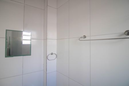 Casa para alugar com 40m², 1 quarto e sem vaga Casa para alugar com 40m², 1 quarto e sem vagaBanheiro social