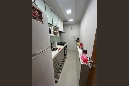 Cozinha de apartamento à venda com 2 quartos, 56m² em Vila Regente Feijó, São Paulo