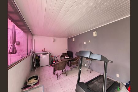 Casa de condomínio à venda com 403m², 5 quartos e 3 vagas Casa de condomínio à venda com 403m², 5 quartos e 3 vagasVaranda