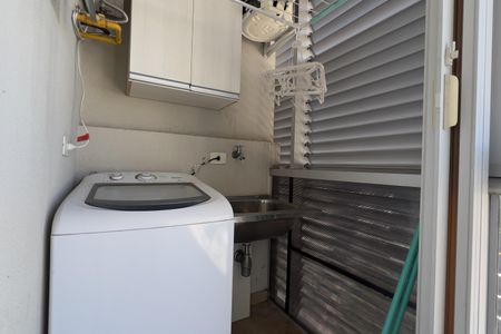 Apartamento para alugar com 38m², 1 quarto e 1 vaga Apartamento para alugar com 38m², 1 quarto e 1 vagaVaranda e Área de Serviço
