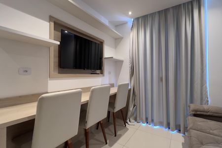 Apartamento para alugar com 38m², 1 quarto e 1 vaga Apartamento para alugar com 38m², 1 quarto e 1 vagaSala