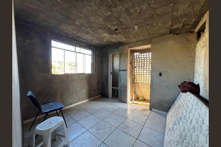 Casa para alugar com 75m², 2 quartos e 1 vaga Casa para alugar com 75m², 2 quartos e 1 vagaSala