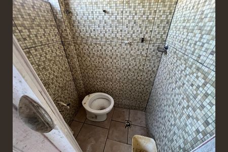 Banheiro de casa para alugar com 2 quartos, 75m² em Nossa Sra. de Lourdes, Juiz de Fora