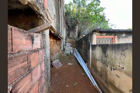 Casa para alugar com 75m², 2 quartos e 1 vaga Casa para alugar com 75m², 2 quartos e 1 vagaÁrea externa