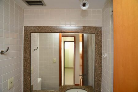 Apartamento para alugar com 65m², 2 quartos e 1 vaga Apartamento para alugar com 65m², 2 quartos e 1 vagaBanheiro Social