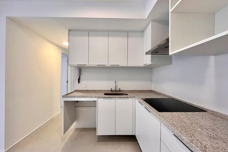 Cozinha de apartamento para alugar com 2 quartos, 68m² em Gávea, Rio de Janeiro