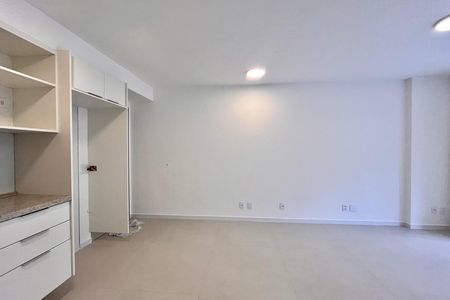 Apartamento para alugar com 68m², 2 quartos e 1 vaga Apartamento para alugar com 68m², 2 quartos e 1 vagaCozinha