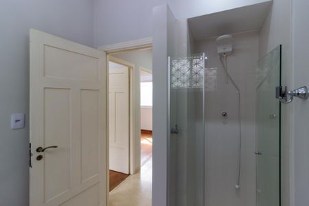 Banheiro social de casa à venda com 3 quartos, 120m² em Paraíso, São Paulo