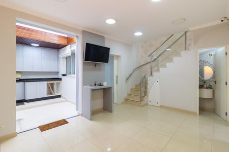Sala de casa à venda com 3 quartos, 120m² em Paraíso, São Paulo