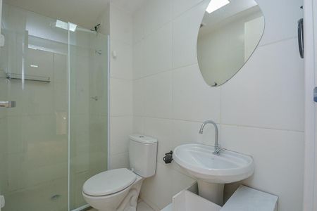 Banheiro de apartamento para alugar com 2 quartos, 36m² em Socorro, São Paulo