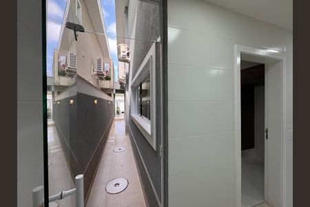 Casa de condomínio à venda com 364m², 4 quartos e 3 vagas Casa de condomínio à venda com 364m², 4 quartos e 3 vagasÁrea externa