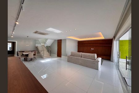 Casa de Condomínio à venda com 4 quartos, 364m² em Barra da Tijuca, Rio de Janeiro