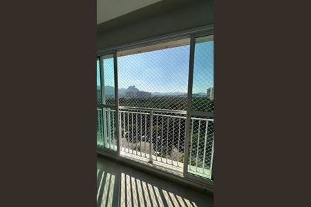 Vista de apartamento para alugar com 1 quarto, 75m² em Barra Olímpica, Rio de Janeiro