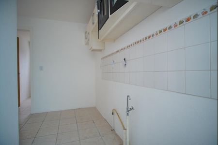Cozinha de apartamento para alugar com 2 quartos, 40m² em Rubem Berta, Porto Alegre