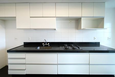 Apartamento à venda com 74m², 2 quartos e 2 vagas Apartamento à venda com 74m², 2 quartos e 2 vagasCozinha