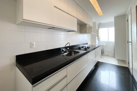 Apartamento à venda com 74m², 2 quartos e 2 vagas Apartamento à venda com 74m², 2 quartos e 2 vagasCozinha