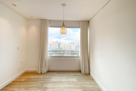 Apartamento à venda com 74m², 2 quartos e 2 vagas Apartamento à venda com 74m², 2 quartos e 2 vagasVaranda da Sala