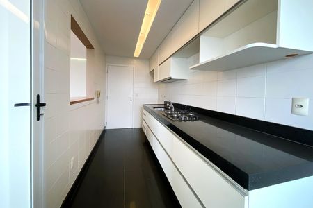 Apartamento à venda com 74m², 2 quartos e 2 vagas Apartamento à venda com 74m², 2 quartos e 2 vagasCozinha