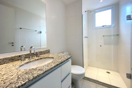 Apartamento à venda com 74m², 2 quartos e 2 vagas Apartamento à venda com 74m², 2 quartos e 2 vagasBanheiro