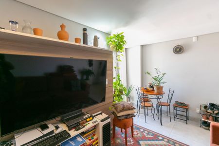 Sala de apartamento à venda com 2 quartos, 57m² em Jardim Guanabara, Belo Horizonte