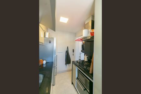 Cozinha de apartamento à venda com 2 quartos, 57m² em Jardim Guanabara, Belo Horizonte